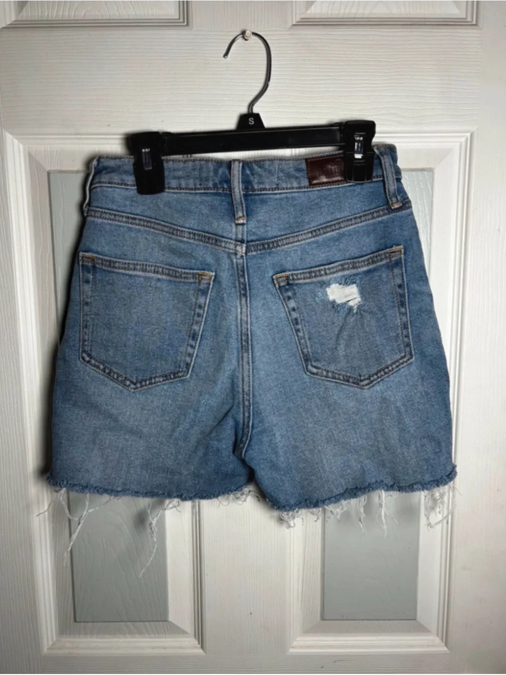 Women's hollister Distressed Mid-Blue Denim Jean Shorts